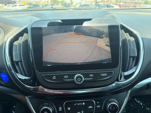 Used 2017 Chevrolet Volt Premier w/ Driver Confidence Package FWD image 22