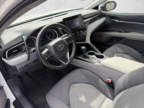 Used 2023 Toyota Camry LE w/ Convenience Package FWD image 10
