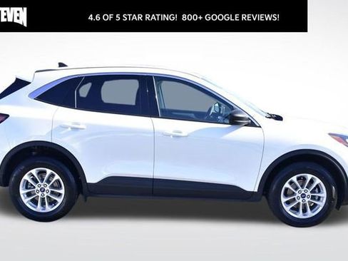 Used 2022 Ford Escape SE image 6