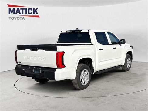 New 2026 Toyota Tundra SR image 7