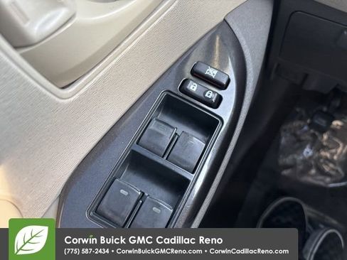 Used 2011 Toyota Sienna LE image 33