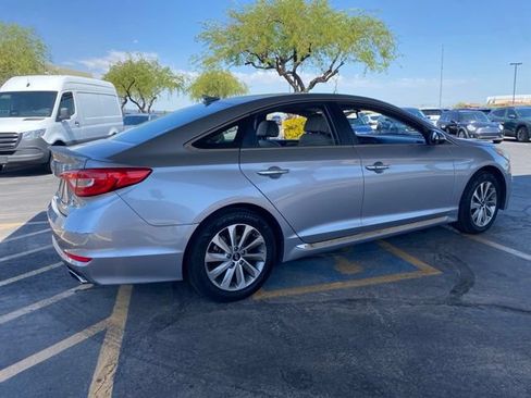 Used 2015 Hyundai Sonata Sport w/ Option Group 03 FWD image 3
