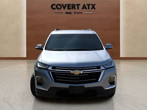 Used 2023 Chevrolet Traverse LT image 8