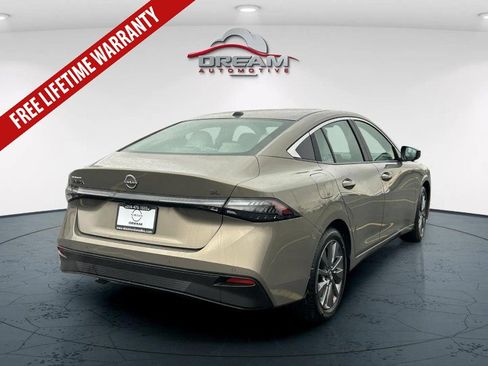 New 2026 Nissan Sentra SL w/ Floor Mat Package FWD image 11