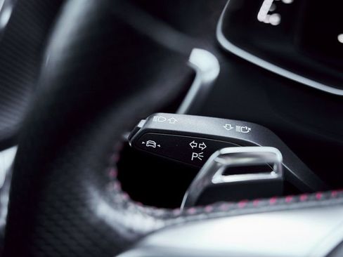 Used 2021 Audi RS 6 w/ Executive Package AWD/4WD image 65