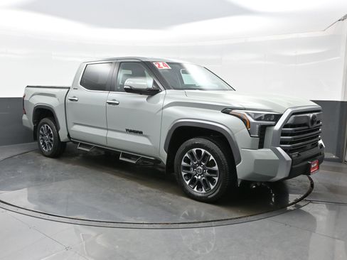 Used 2024 Toyota Tundra Limited image 8