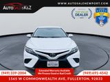 Used 2018 Toyota Camry SE image 2