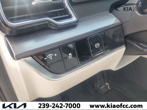 Used 2023 Kia Sportage EX FWD image 27