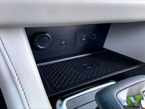 Used 2023 Nissan Pathfinder SL image 15