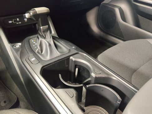 Used 2025 Kia K4 FWD image 26