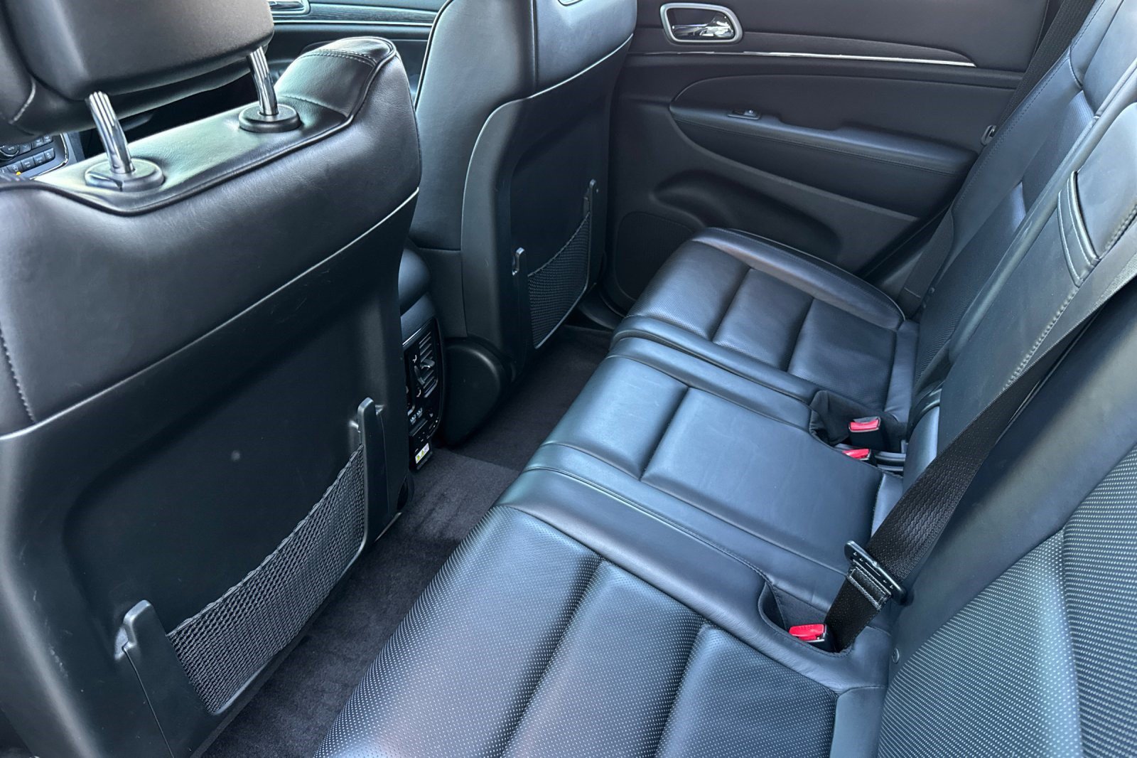 Used 2018 Jeep Grand Cherokee High Altitude AWD/4WD image 27