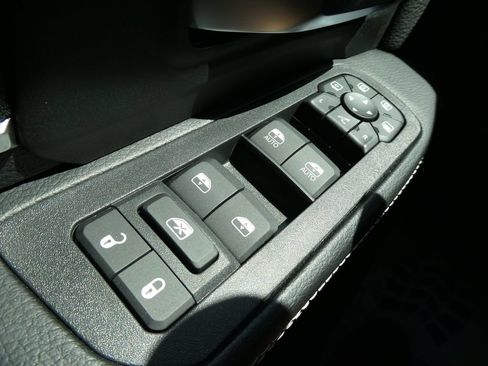 New 2026 RAM 3500 Big Horn AWD/4WD image 14