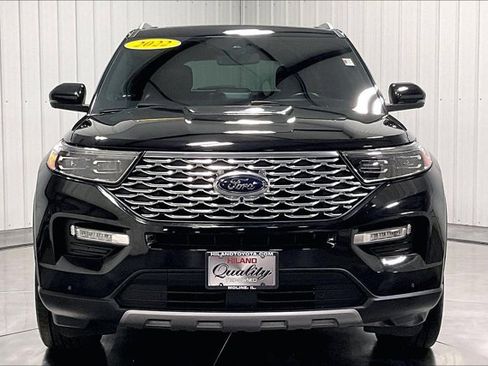 Used 2022 Ford Explorer Platinum w/ Equipment Group 601A AWD/4WD image 2