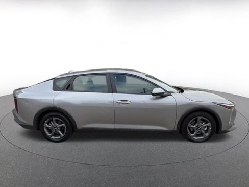 Used 2025 Kia K4 LXS FWD image 16