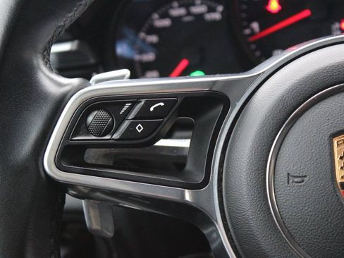 Used 2018 Porsche Macan Base image 14