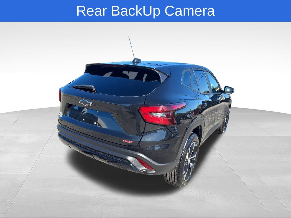 Used 2026 Chevrolet Trax RS FWD image 6