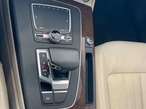 Used 2018 Audi Q5 2.0T Premium Plus w/ Premium Plus Package image 20