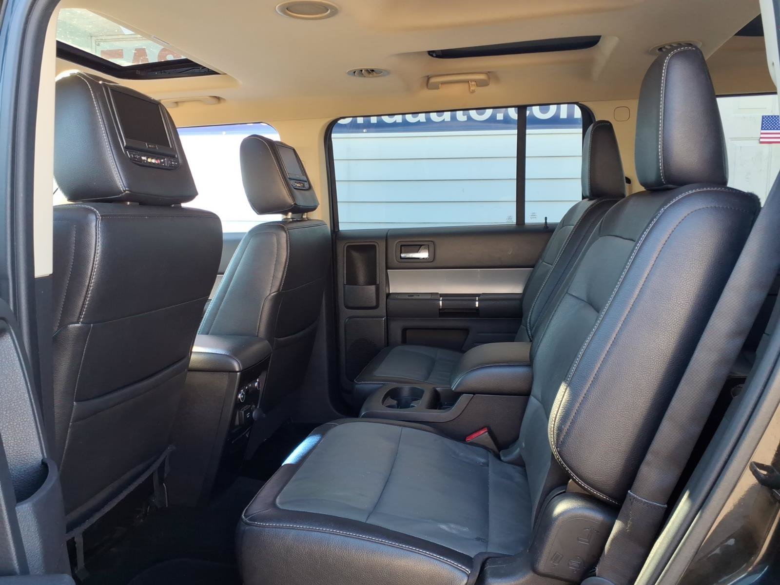 Used 2014 Ford Flex Limited w/ Equipment Group 303A AWD/4WD image 10