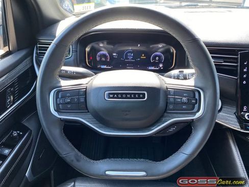 Used 2022 Jeep Wagoneer Series III AWD/4WD image 17