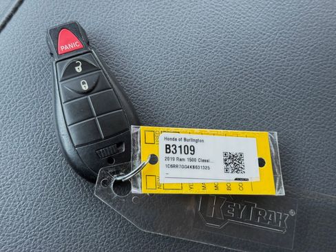 Used 2019 RAM 1500 Classic Warlock image 12