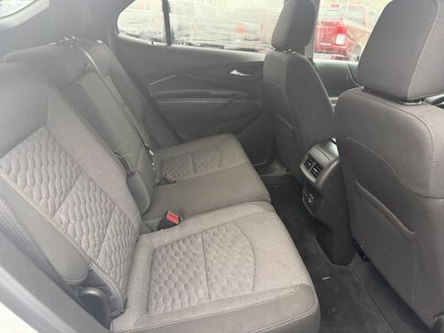 Used 2021 Chevrolet Equinox LT image 19