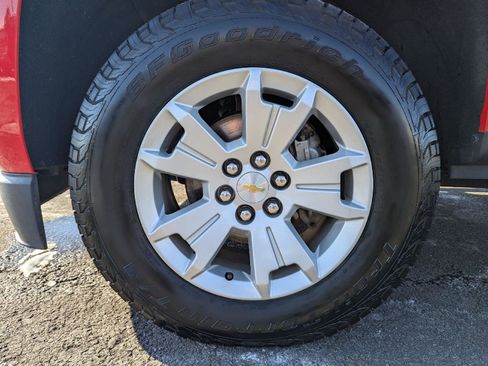 Used 2018 Chevrolet Colorado LT w/ LT Convenience Package image 10