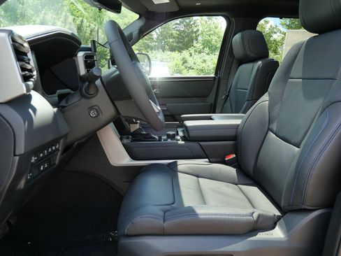 New 2026 Toyota Tundra Platinum AWD/4WD image 5