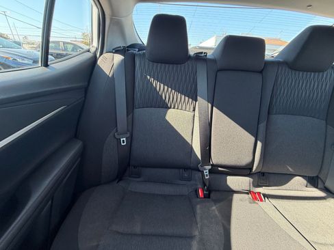 Used 2025 Toyota Camry LE image 37