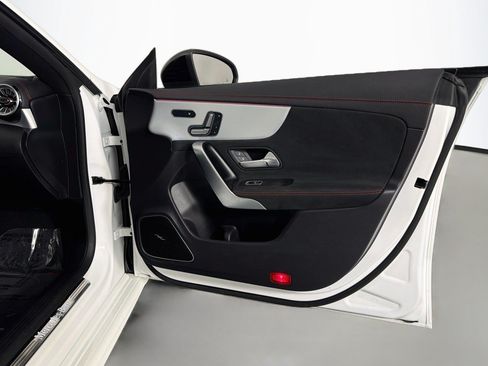 Certified 2024 Mercedes-Benz CLA 250 4MATIC image 24