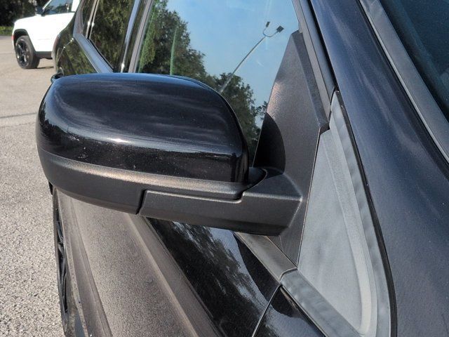 Used 2021 Ford Edge ST-Line FWD image 11