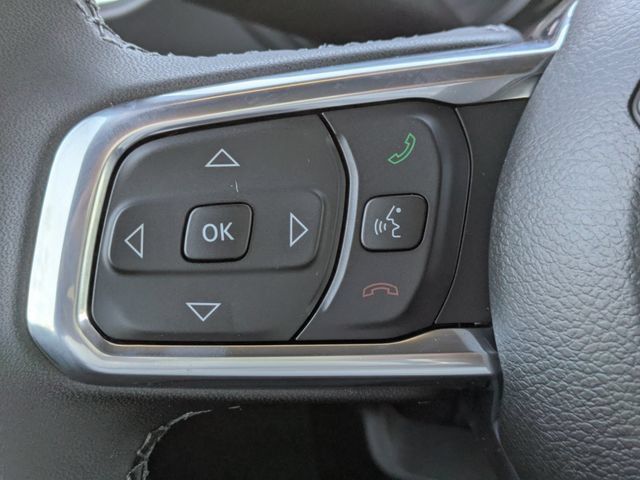 New 2025 Jeep Wrangler Unlimited Sahara AWD/4WD image 24