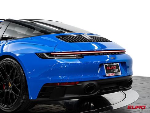 Used 2023 Porsche 911 Targa 4 GTS AWD/4WD image 19