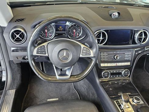 Used 2019 Mercedes-Benz SL 550 image 21