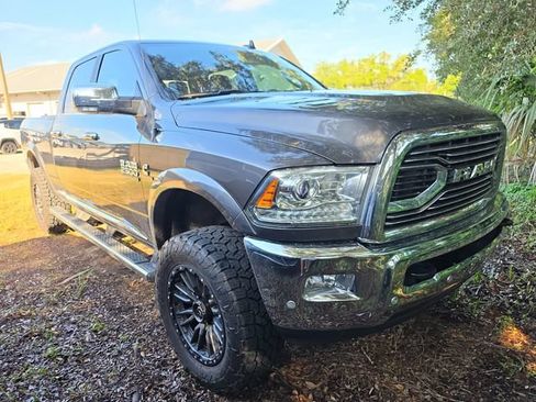 Used 2018 RAM 2500 Limited AWD/4WD image 2