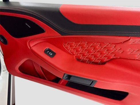 Used 2019 Aston Martin Vanquish Zagato RWD image 31