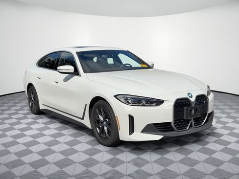 Used 2024 BMW i4 xDrive40i w/ Premium Package AWD/4WD image 7