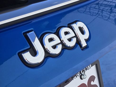 New 2026 Jeep Compass Limited w/ Sun, Sound & Navigation Group image 7