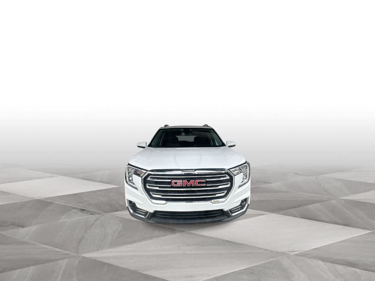 Used 2024 GMC Terrain SLT AWD/4WD image 3