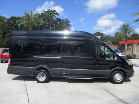 Used 2016 Ford Transit 350 XLT RWD image 11