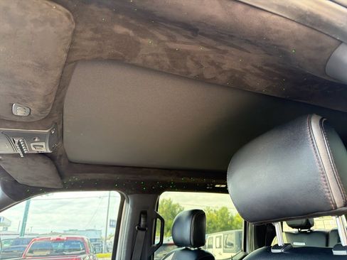 Used 2020 Ford F250 Platinum w/ FX4 Off-Road Package image 18