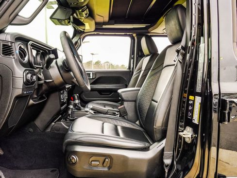 Used 2024 Jeep Wrangler High Altitude image 40