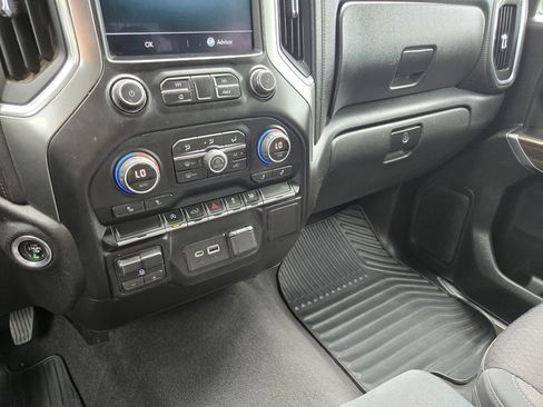 Used 2019 Chevrolet Silverado 1500 LT w/ All-Star Edition AWD/4WD image 13