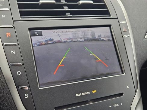 Used 2013 Lincoln MKZ Base image 21