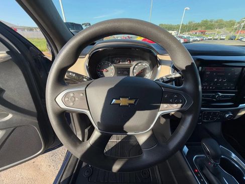 Used 2022 Chevrolet Traverse LS w/ LPO, Floor Liner Package image 7