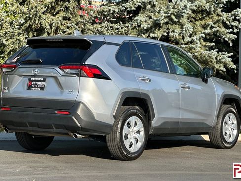 Used 2023 Toyota RAV4 LE image 4