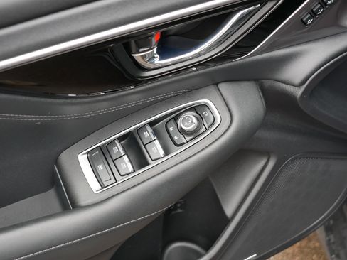 Used 2023 Subaru Outback Touring XT image 19