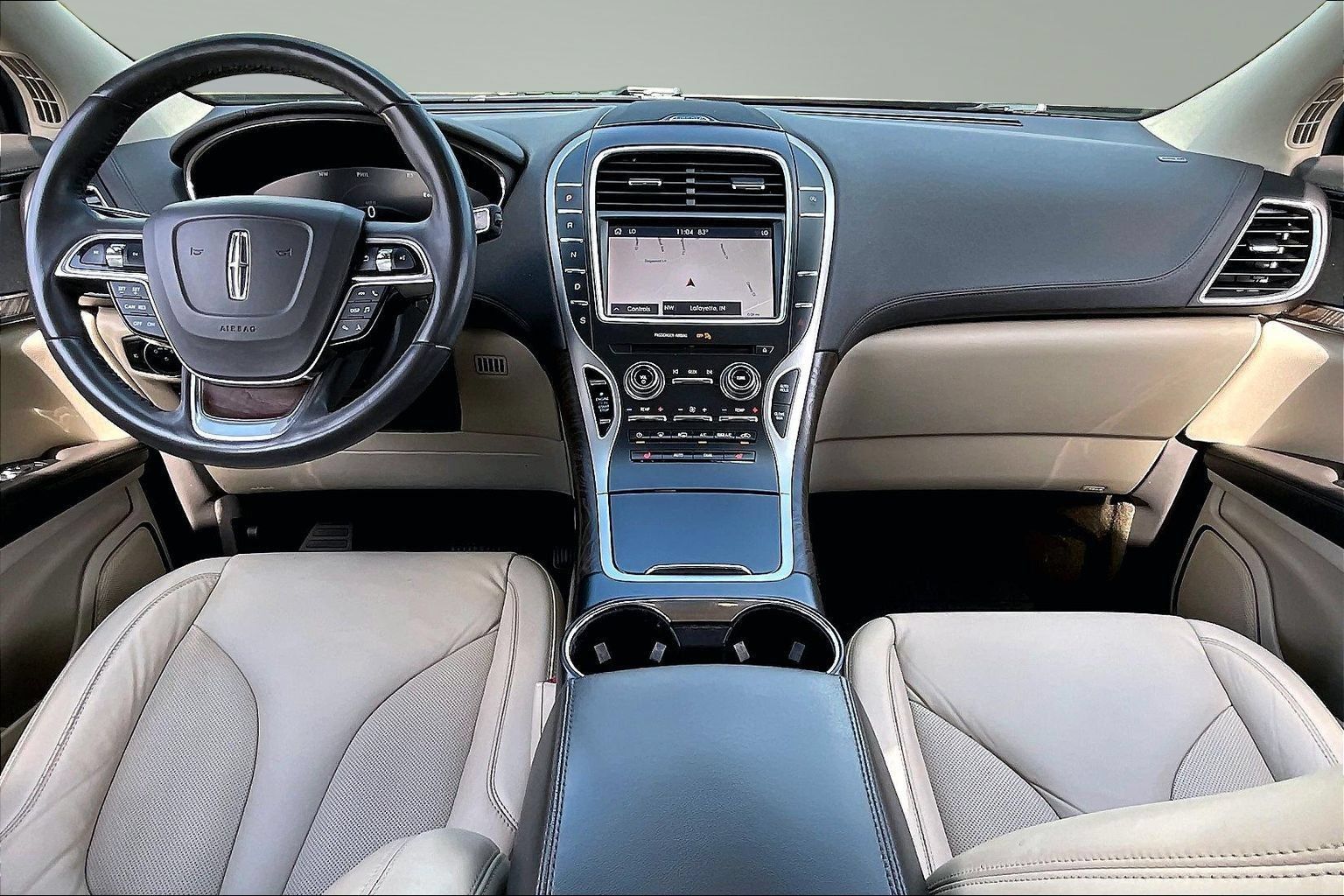 Used 2019 Lincoln Nautilus Select w/ Cargo Utility Package FWD image 14