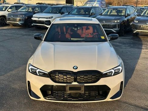 Used 2025 BMW M340i xDrive image 3