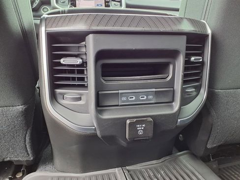 New 2026 RAM 2500 Big Horn AWD/4WD image 22