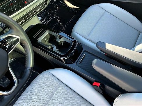 Used 2021 Volkswagen ID.4 Pro S w/ ID.4 Protection Package image 15